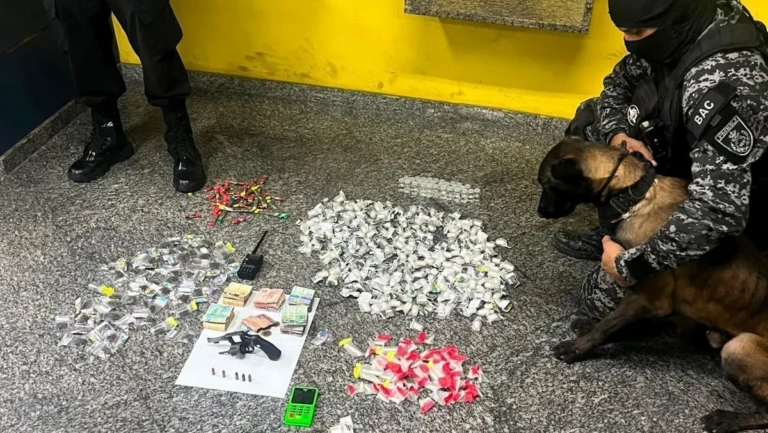 Operação prende seis pessoas e apreende camisas falsificadas na Lapa, RJ
