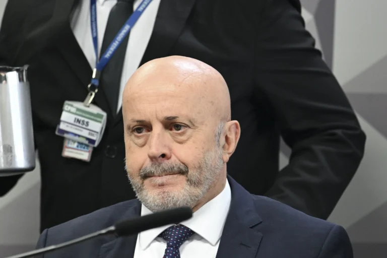 STF manda Papuda explicar suposta pressão por delação de “Careca do INSS”