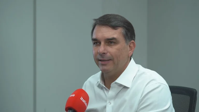 “Brasil tem que fazer o dever de casa”, diz Flávio sobre PCC e CV