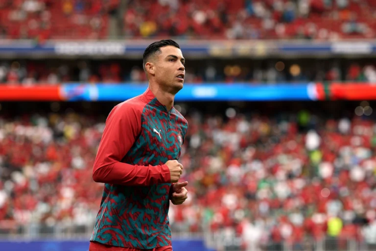 “Ex-jogador em atividade”: Comentarista critica Cristiano Ronaldo na Copa