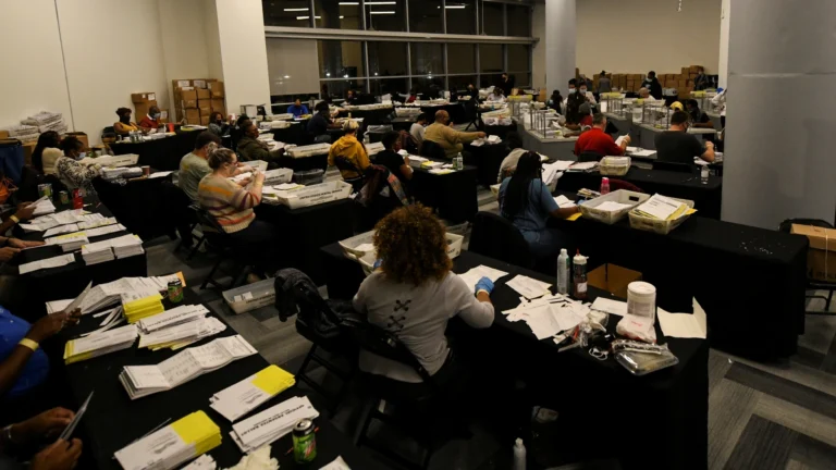Juiz anula intimação sobre trabalhadores da eleição na Geórgia em 2020
