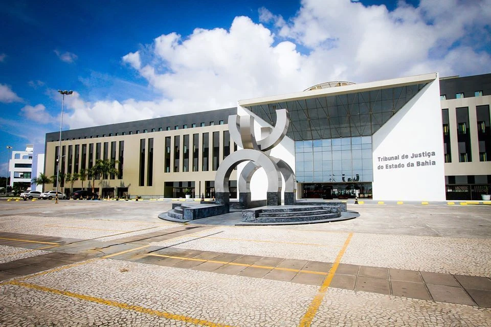 Justiça afasta secretário e vereador de Salvador por suspeita de fraude