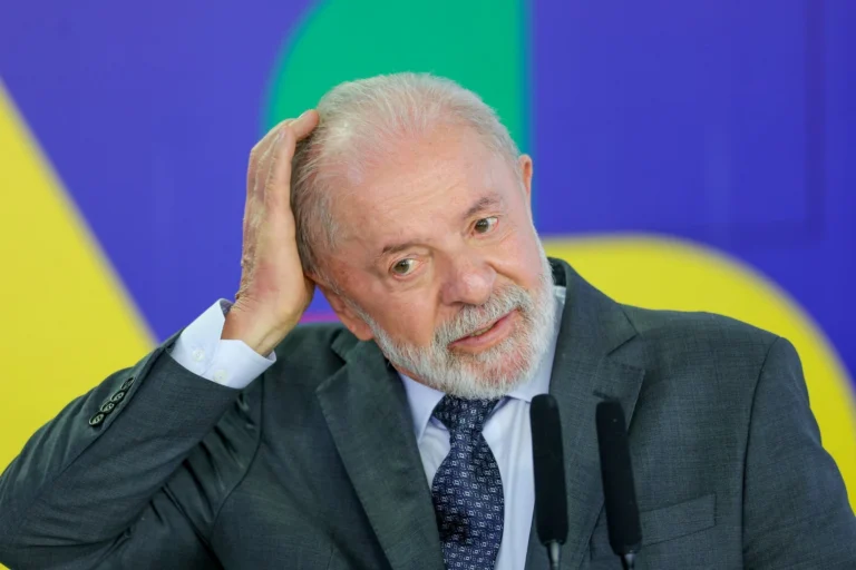 Assessor pessoal de Lula deixa governo para atuar em campanha