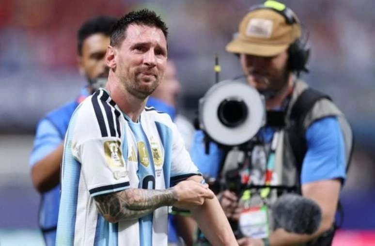O choro do alívio: Messi ganha sobrevida na Copa após virada épica