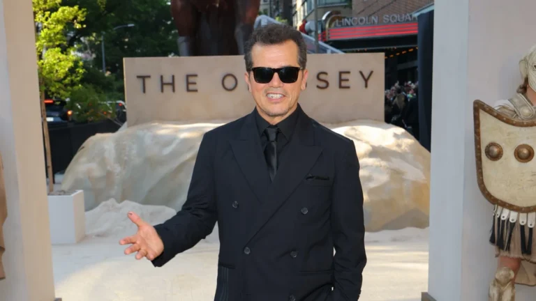 “A Odisseia”: John Leguizamo fica irreconhecível para papel de Eumeu