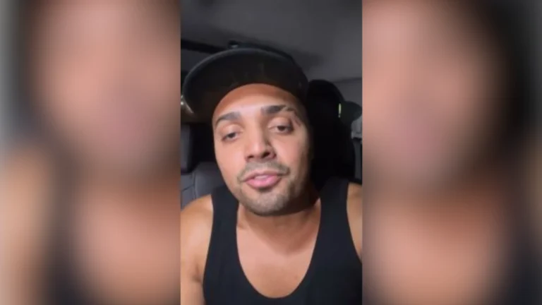Tirullipa é condenado por puxar biquíni e tocar mulheres em Farofa da Gkay