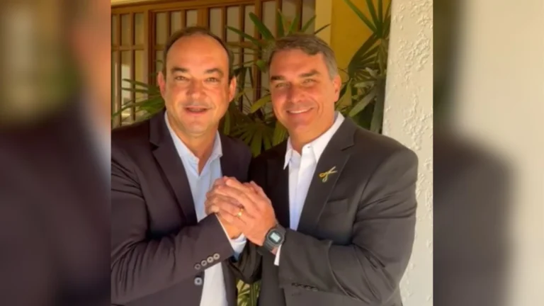 Flávio agradece Cleitinho, mas reforça candidatura de Roscoe em MG
