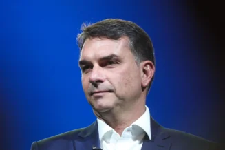 Flávio promete licença ambiental 