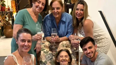 Laura Cardoso deixa duas filhas; veja quem são