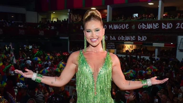 Problemas na fantasia e mais: relembre trajetória de Virginia na Grande Rio