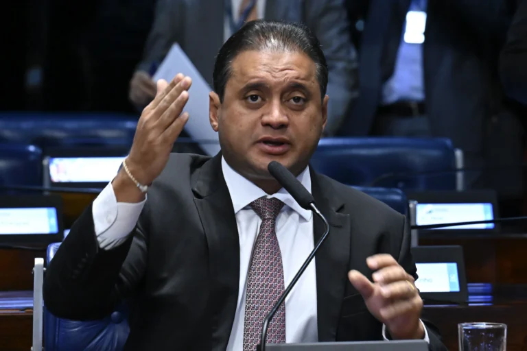 PGR considerou “precipitadas” buscas contra advogados e parentes de senador