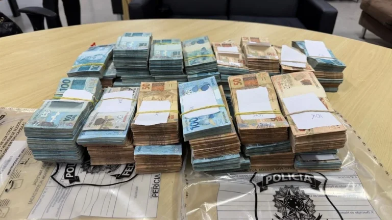 Mala com R$ 510 mil apreendida em aeroporto pertence à filiada ao PSD