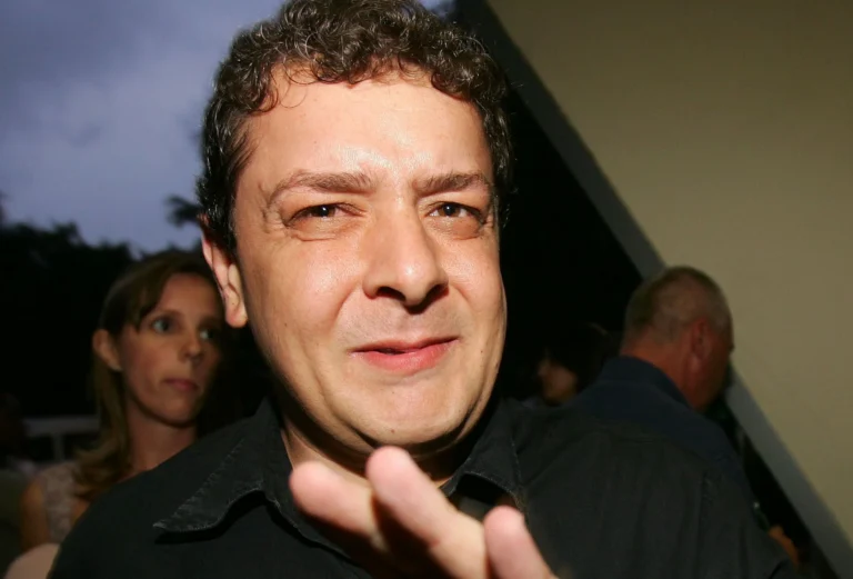 Em dois dias, Mendonça amplia cerco a Lulinha e atrito com a PF escala