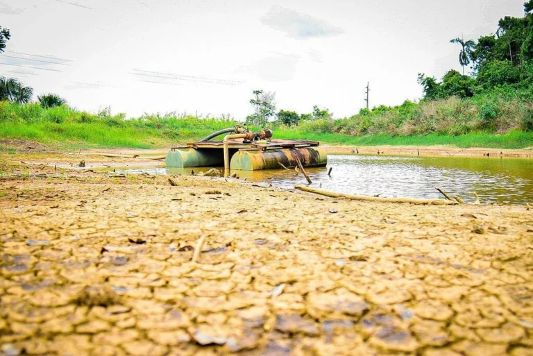 Acre e Amazonas enfrentam emergência causada pela seca