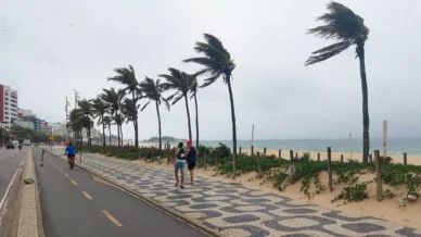 Ciclone bomba: aulas são suspensas após previsão de ventania no Rio