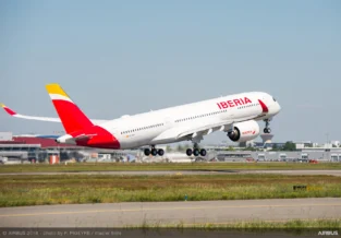 Avião da Iberia faz pouso de emergência em Guarulhos após urgência médica