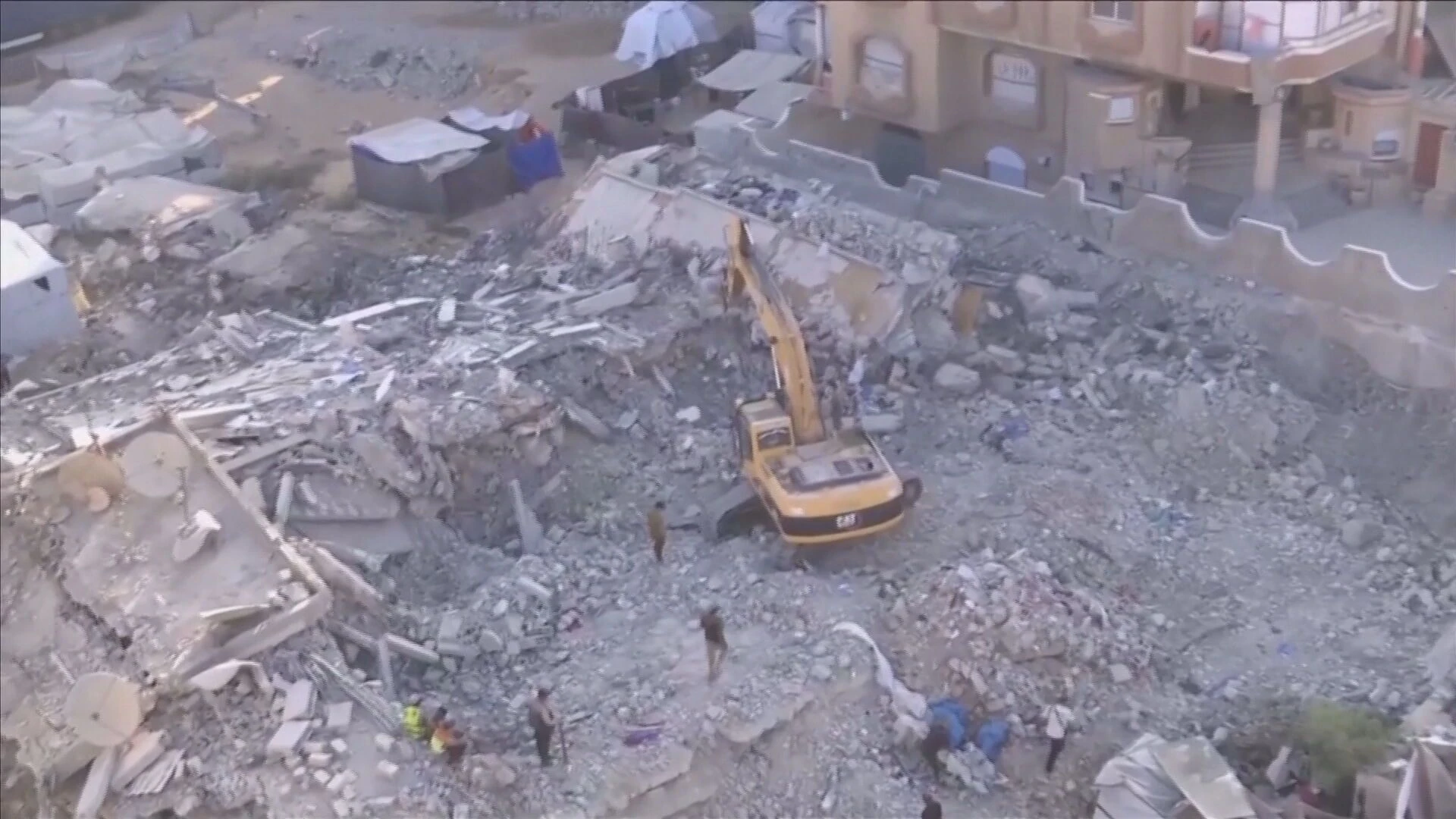 Operações de resgate em prédio que desabou na Faixa de Gaza chegam ao fim