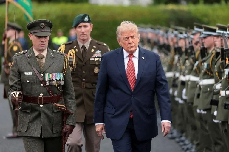Trump diz que “adoraria” ver Irlanda unificada durante visita a Dublin