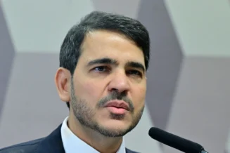 AGU mantém pedido para que situação de Andrei vá ao plenário do STF