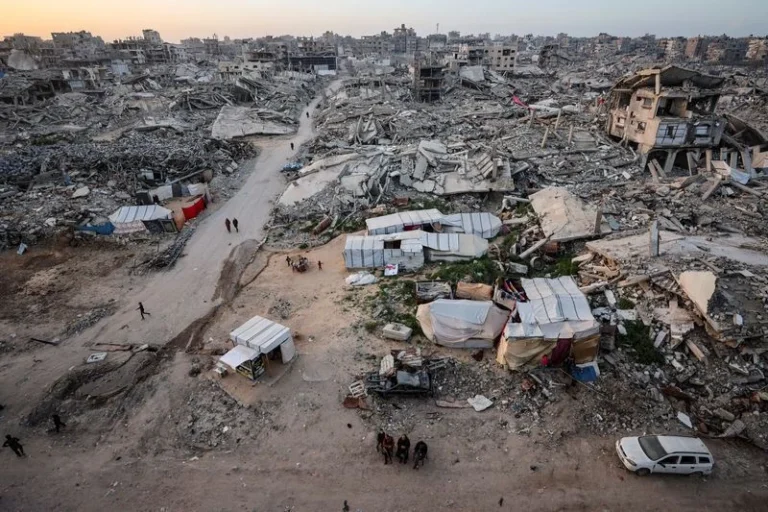 Reconstrução de Gaza custará US$ 71,4 bilhões, diz Conselho de Paz de Trump