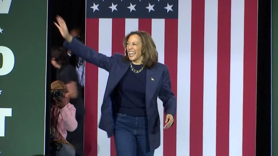 Kamala Harris faz campanha para democratas nas Midterms de olho em 2028