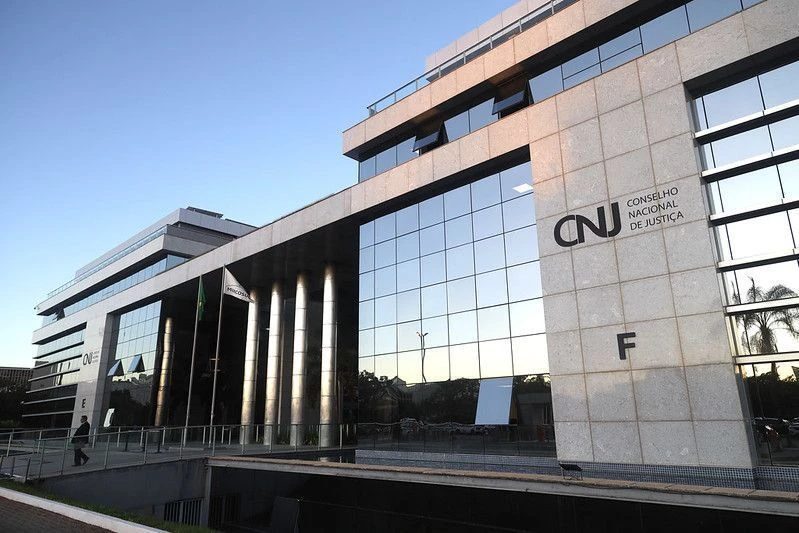 Lula discutirá com CNJ proposta de reforma do Poder Judiciário