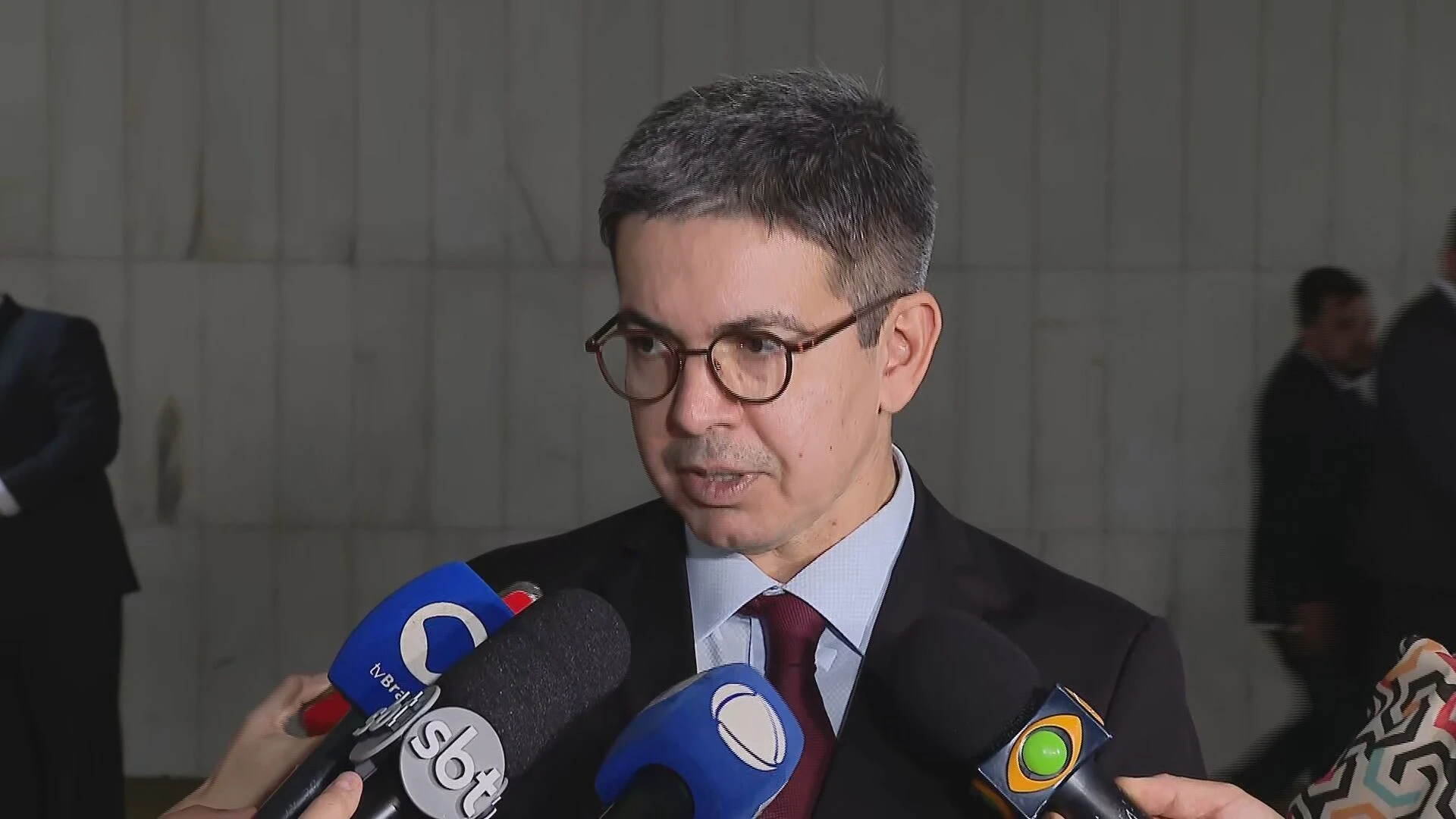 Randolfe diz que carta com teor golpista de Flávio é uma 