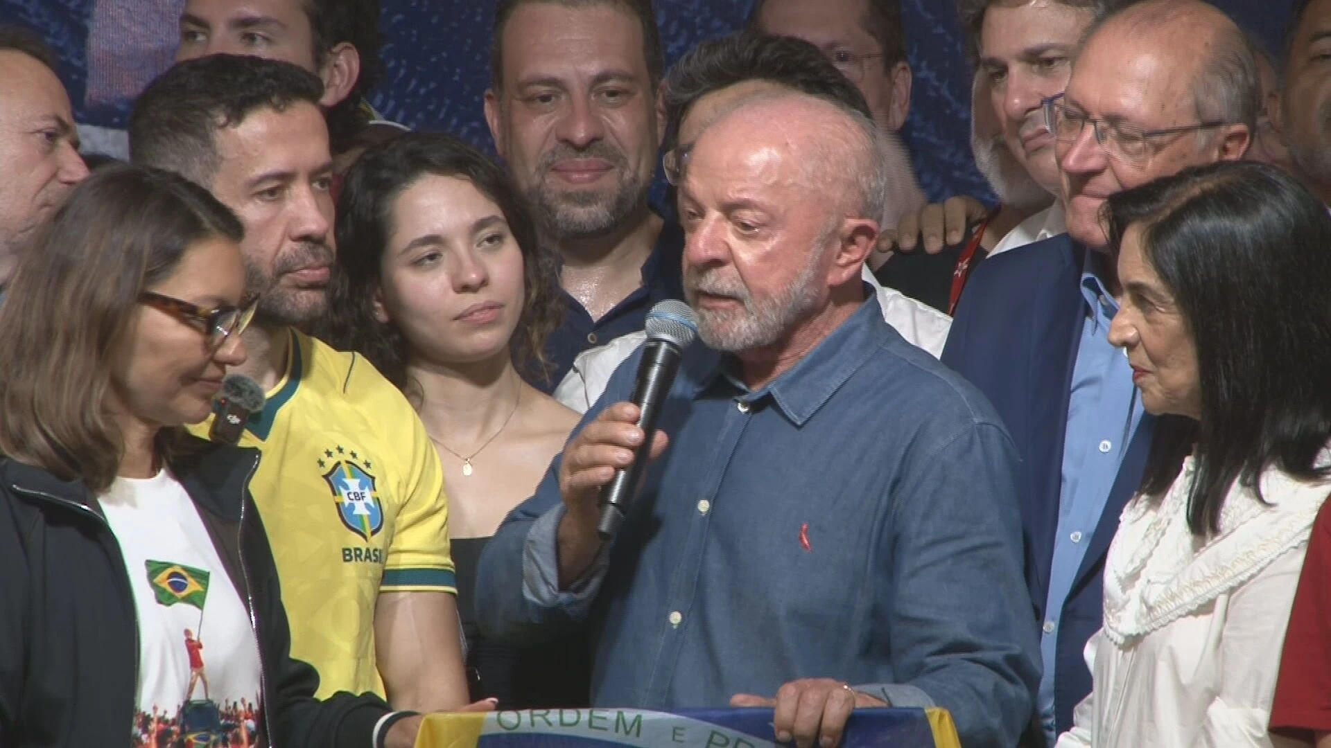 Foi a derrota do negacionismo e da mentira, diz Lula após vencer