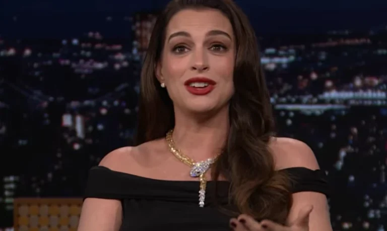 Anne Hathaway entrega sintoma incomum que teve na terceira gravidez