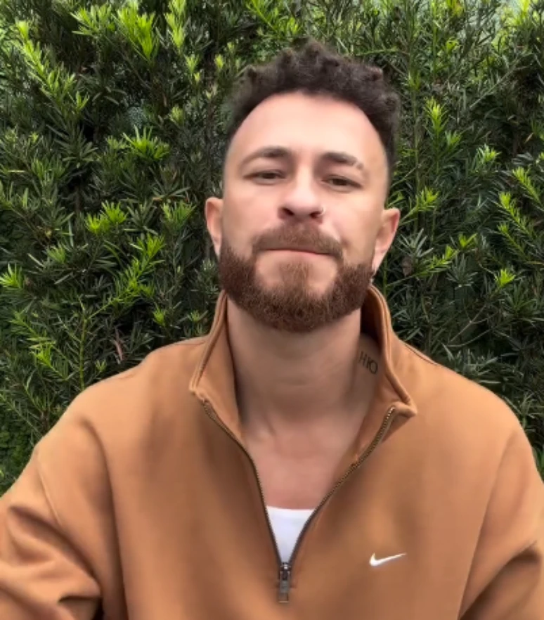 Fred Bruno relata momentos de tensão após tiro em bar de SP: 'Comecei a mancar'
