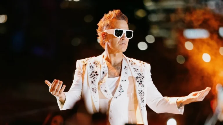 Robbie Williams realiza show único no Brasil; confira setlist e horários